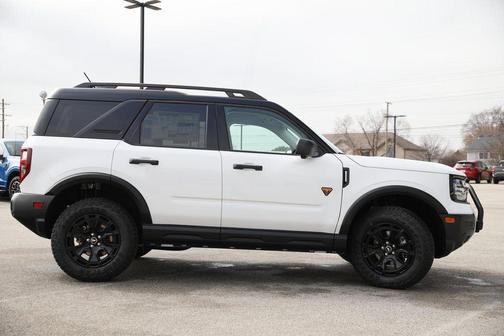 Oxford White 2025 Ford Bronco Sport Badlands