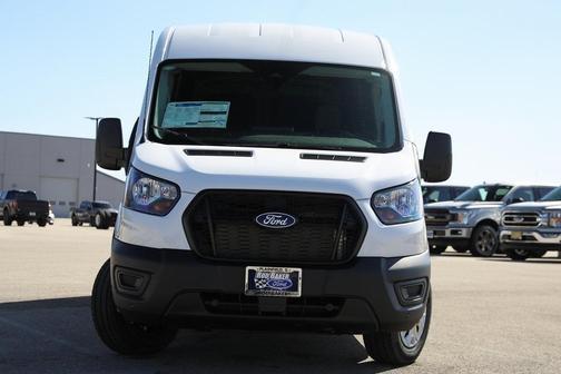 2026 Ford Transit-250 148 WB Medium Roof Cargo