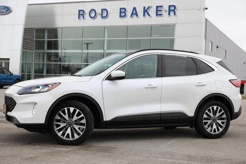 2021 Ford Escape Titanium