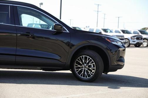 2025 Ford Escape PHEV