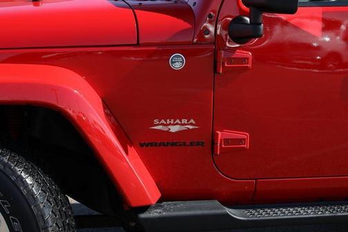 Flame Red Clearcoat 2014 Jeep Wrangler Sahara