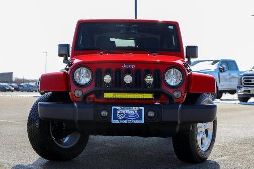 Flame Red Clearcoat 2014 Jeep Wrangler Sahara