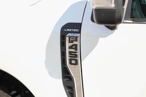 2024 Ford F-450 LIMITED