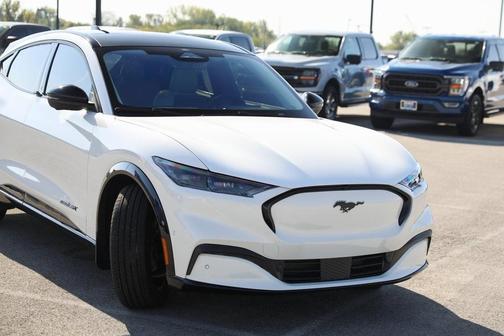 2022 Ford Mustang Mach-E Premium