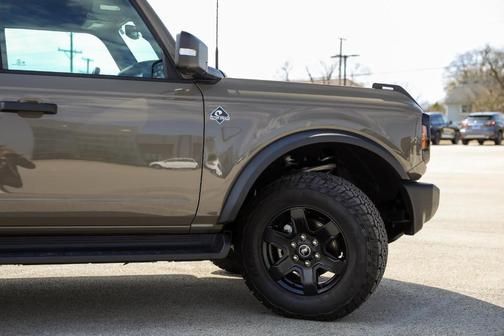 Gray 2025 Ford Bronco Outer Banks