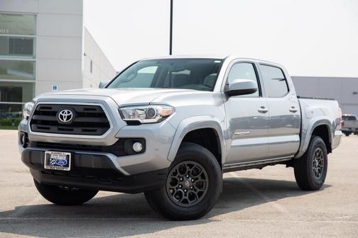 2017 Toyota Tacoma SR5