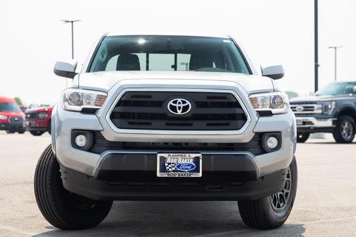 2017 Toyota Tacoma SR5