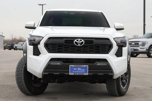 2024 Toyota Tacoma TRD Off Road