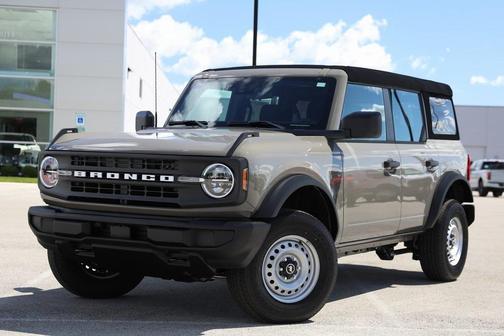 2025 Ford Bronco Base