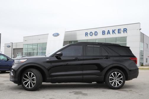 Agate Black 2022 Ford Explorer ST-Line
