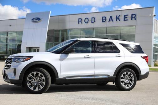 2025 Ford Explorer Active