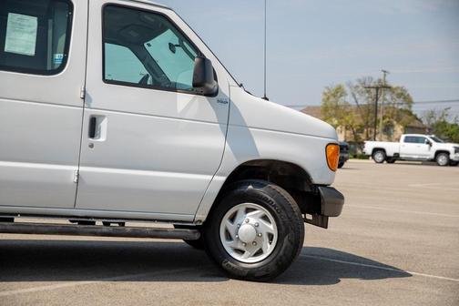 2007 Ford E250 Cargo