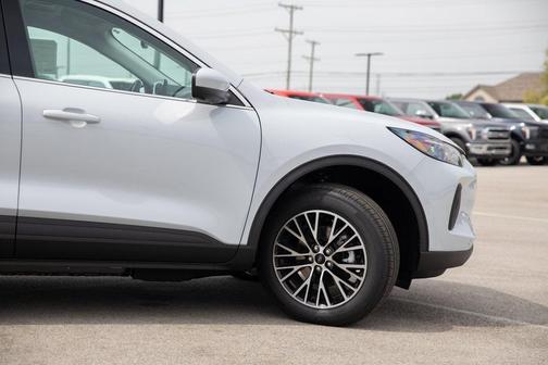 2025 Ford Escape PHEV