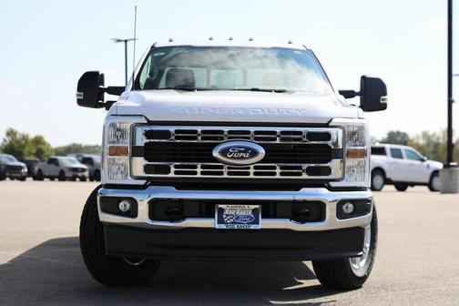 2026 Ford F-350 XLT