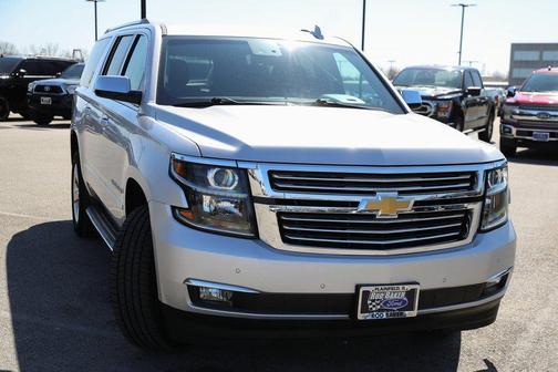 Silver Ice Metallic 2018 Chevrolet Suburban Premier