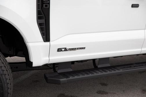 2025 Ford F-350 Lariat Super Duty
