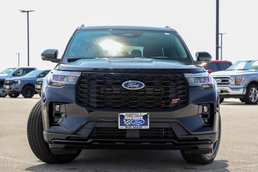 Agate Black Metallic 2026 Ford Explorer ST