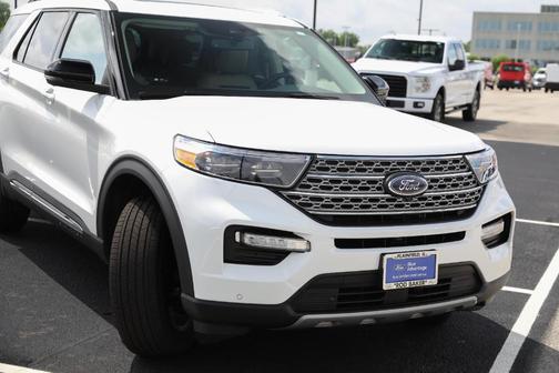 Star White 2022 Ford Explorer Limited