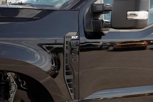 2025 Ford F-350 XLT