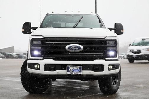 2026 Ford F-250 Platinum