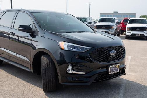 2022 Ford Edge ST