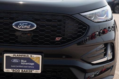 2022 Ford Edge ST