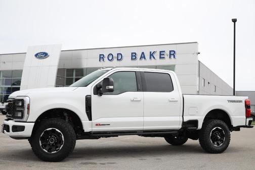 Star White 2026 Ford F-250 Lariat