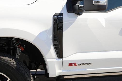 2026 Ford F-250 Platinum