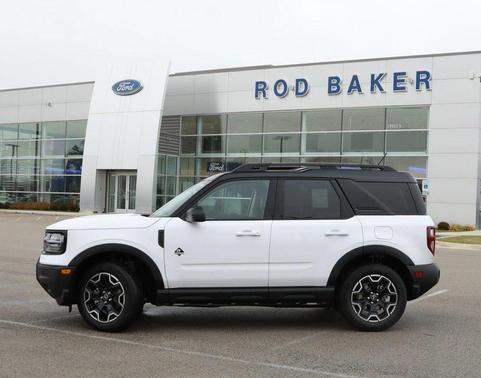 Oxford White 2025 Ford Bronco Sport Outer Banks