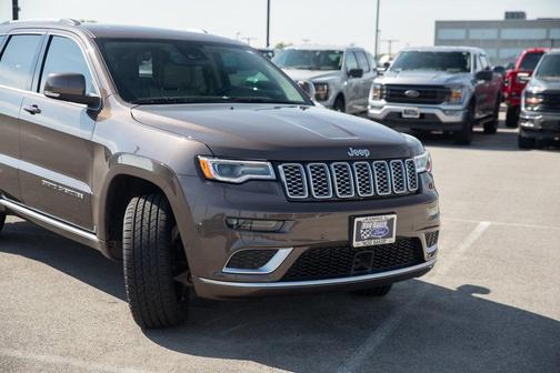 2020 Jeep Grand Cherokee Summit