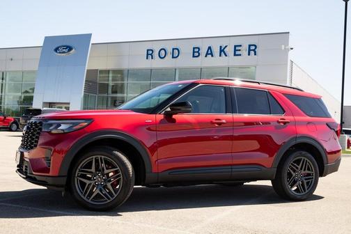 2025 Ford Explorer ST-Line