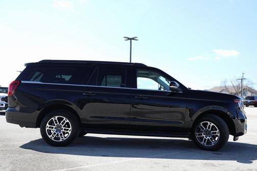 Agate Black 2025 Ford Expedition Max Active