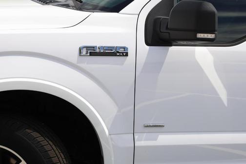 Oxford White 2016 Ford F-150 XLT