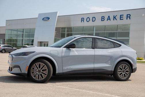 2025 Ford Mustang Mach-E Premium