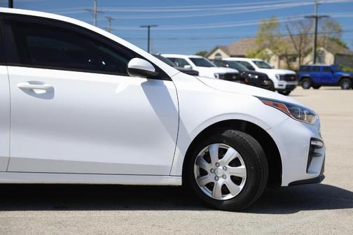 Clear White 2020 Kia Forte FE