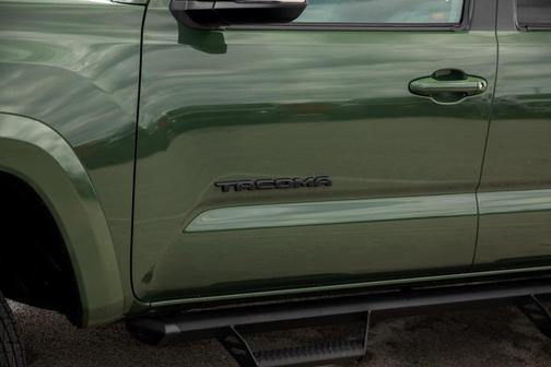 2021 Toyota Tacoma TRD Sport