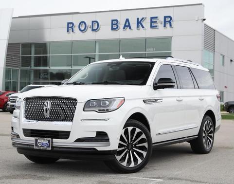 Pristine White 2022 Lincoln Navigator Reserve