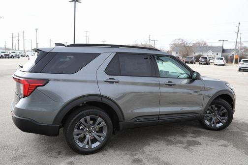 Carbonized Gray 2026 Ford Explorer Active