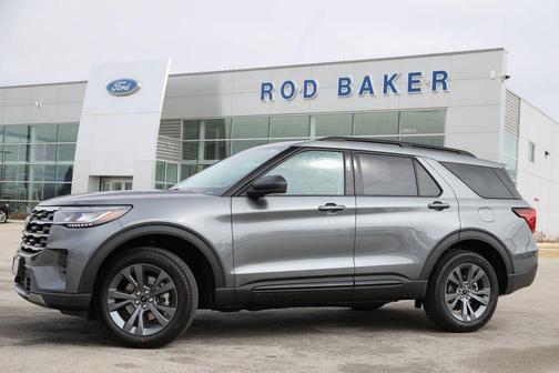 Carbonized Gray 2026 Ford Explorer Active