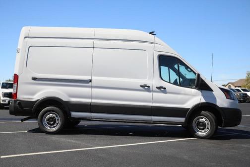 Oxford White 2024 Ford Transit-250 Base