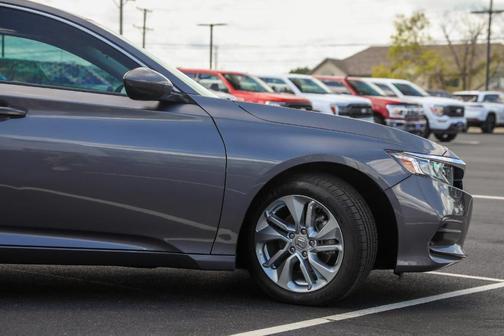 Modern Steel Metallic 2019 Honda Accord LX