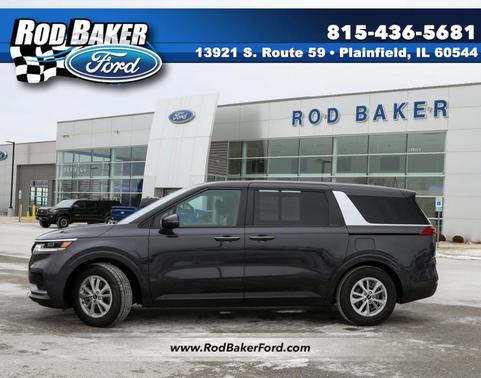 2024 Kia Carnival LX