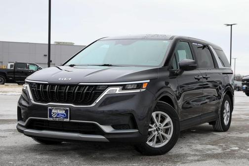 2024 Kia Carnival LX