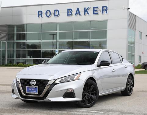 Brilliant Silver Metallic 2020 Nissan Altima 2.5 SR