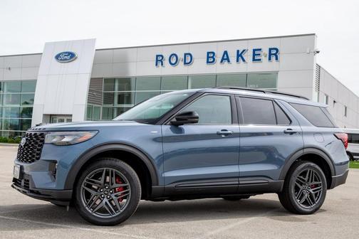 2025 Ford Explorer ST-Line