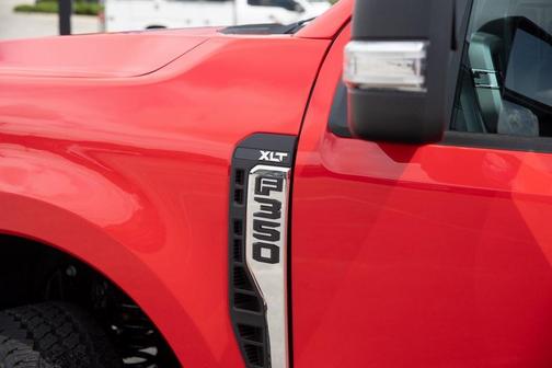 2025 Ford F-350 XLT
