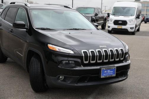 Diamond Black 2017 Jeep Cherokee Latitude