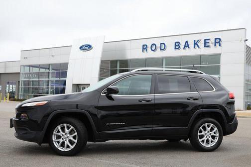 Diamond Black 2017 Jeep Cherokee Latitude