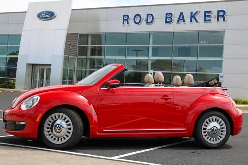 Tornado Red 2013 Volkswagen Beetle 2.5L