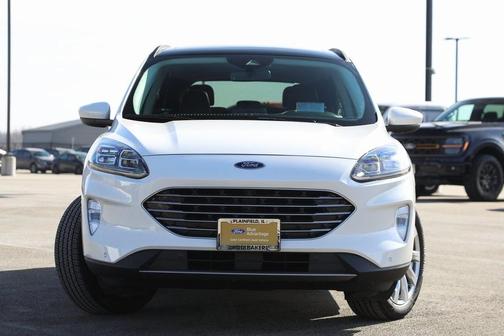 2022 Ford Escape Titanium Hybrid